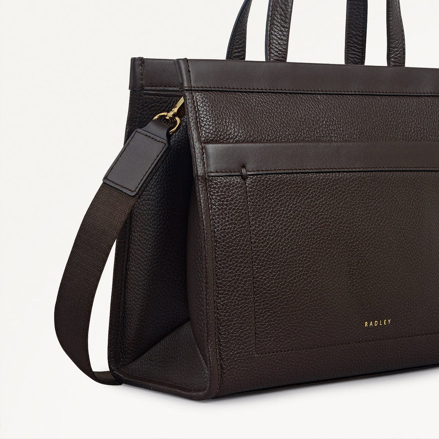 Alba Place Leather Small Ziptop Grab Bag in Dark Oak - 111908