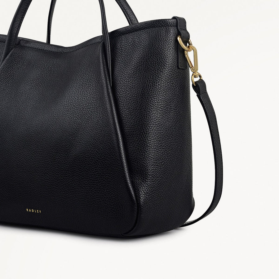 Eastney Street Leather Medium Ziptop Grab Bag in Black - 111910