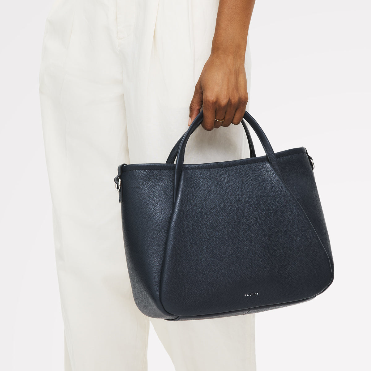 Ink Medium Ziptop Grab Bag | Eastney Street AW25 | Radley London