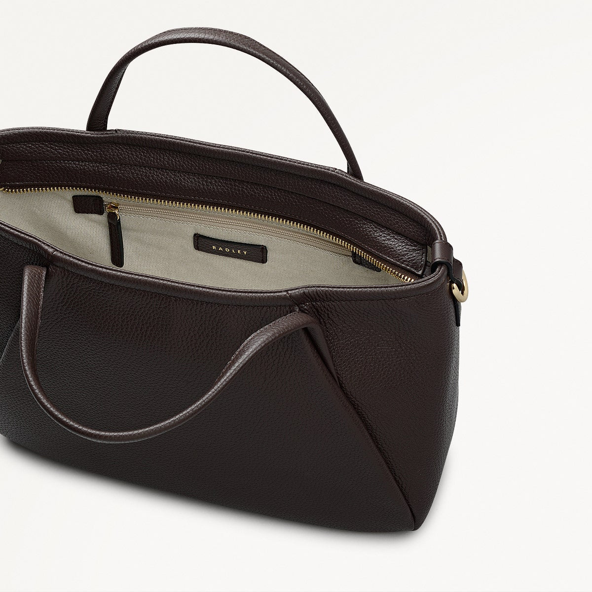 Eastney Street Leather Medium Ziptop Grab Bag in Dark Oak - 111912