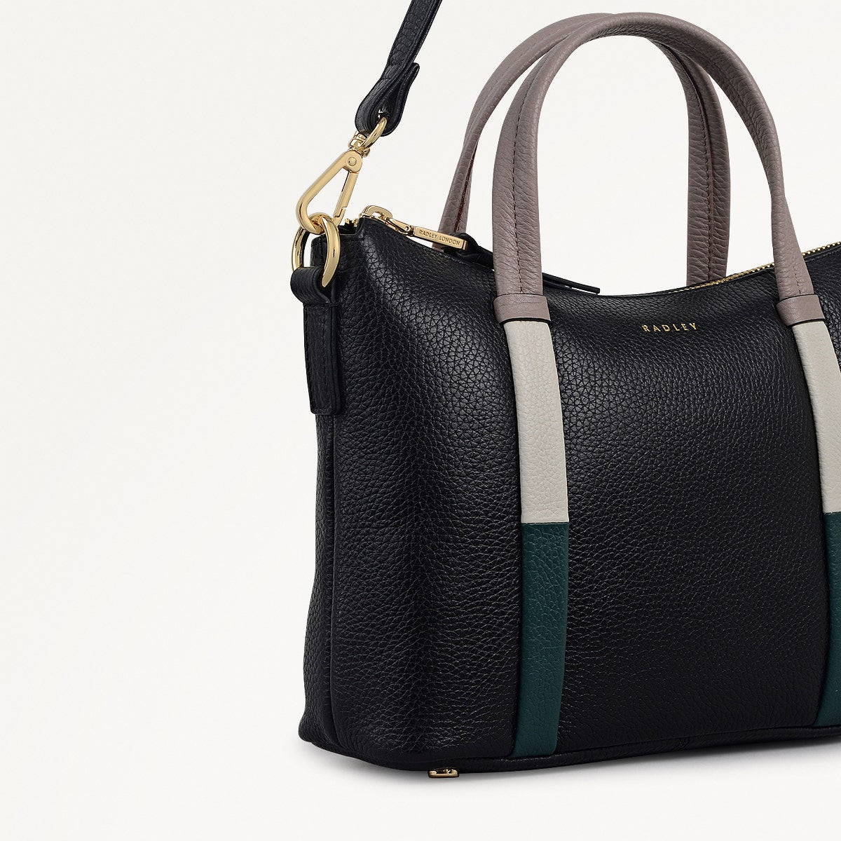 Waterloo Way Small Ziptop Grab Black - 111919