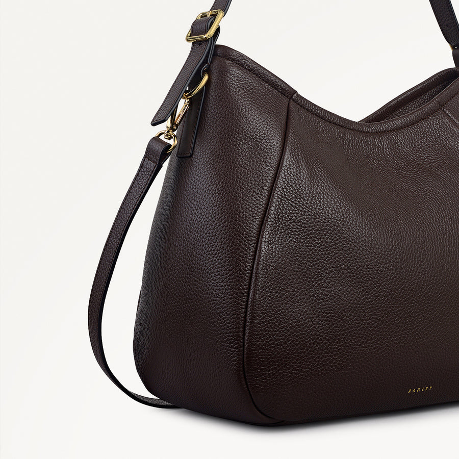 Eastney Street Leather Medium Ziptop Shoulder Bag in Dark Oak - 111924