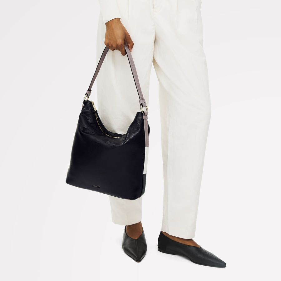 Waterloo Way Medium Ziptop Shoulder in Black - 111925