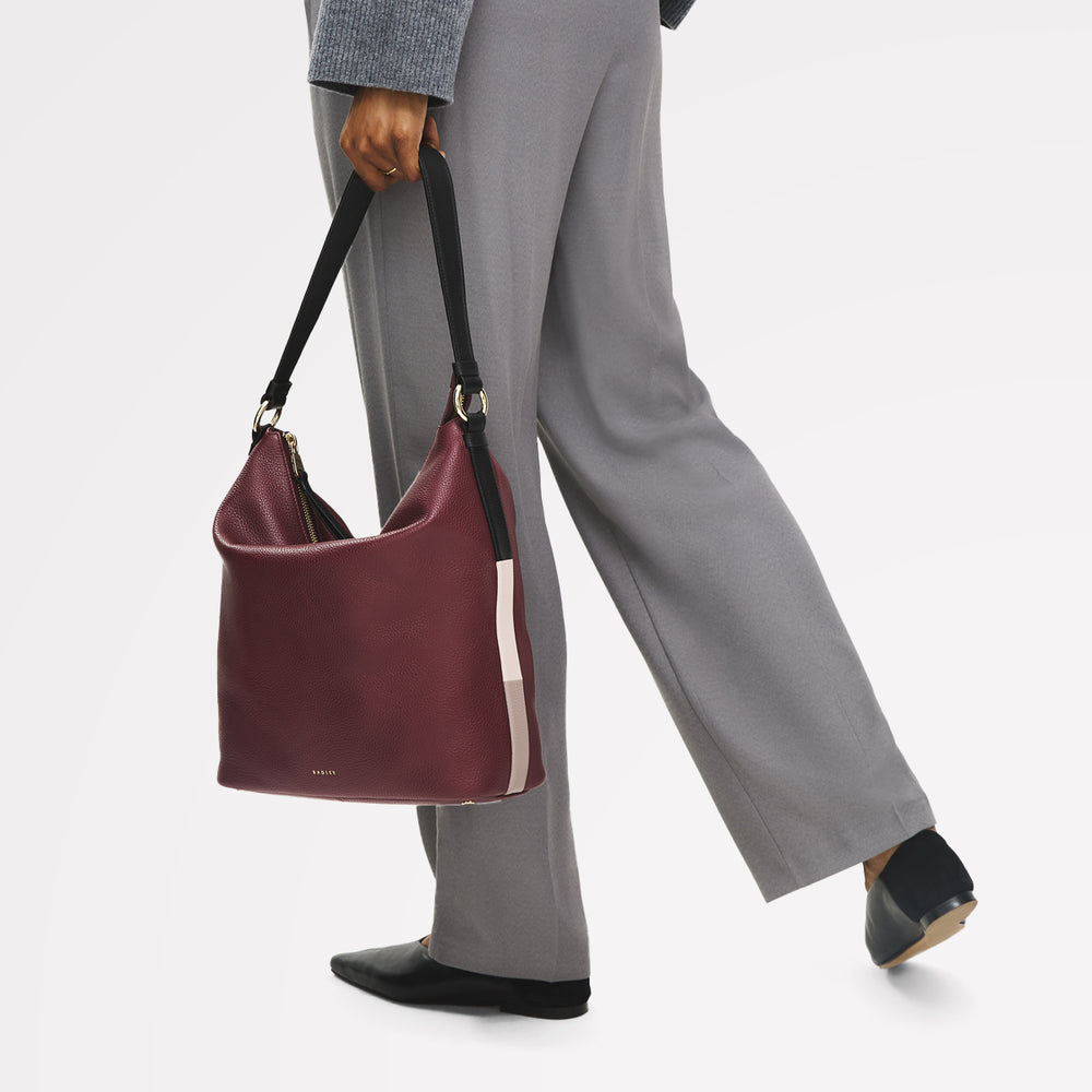 Waterloo Way Medium Ziptop Shoulder Merlot - 111927