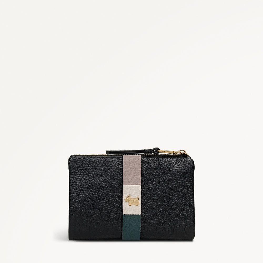 Waterloo Way Leather Medium Bifold Purse in Black - 111989