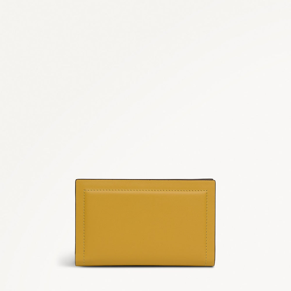 Heritage Lane Medium Bifold Wallet in Ochre - 112027