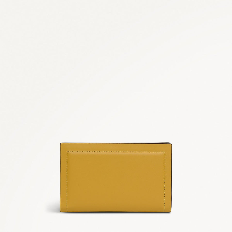 Heritage Lane Medium Bifold Wallet in Ochre - 112027