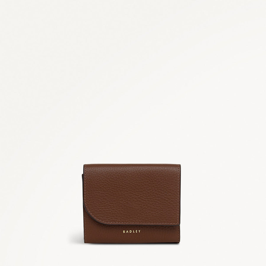 Pockets Small Trifold Wallet in Chocolate - 112044