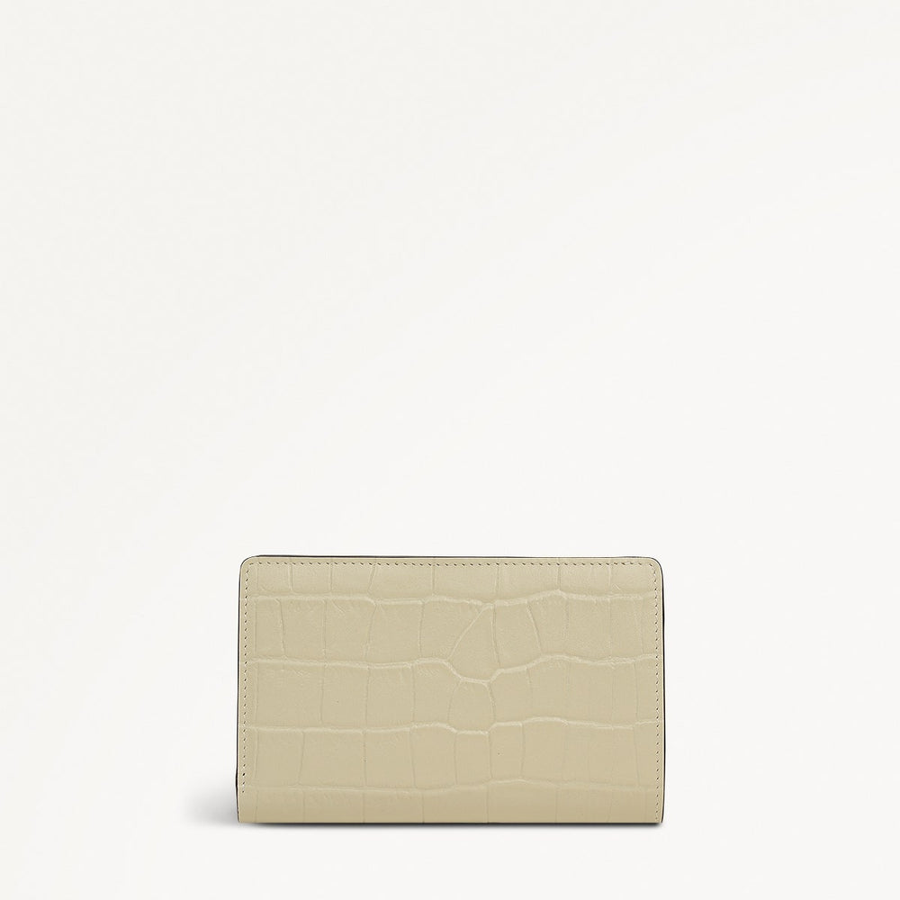 Picton Place Faux Croc Medium Bifold Wallet in Snow - 112055