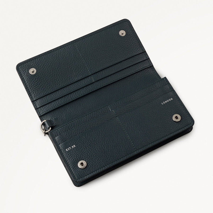 Chester Row Leather Large Bifold Wallet in Black - 112063