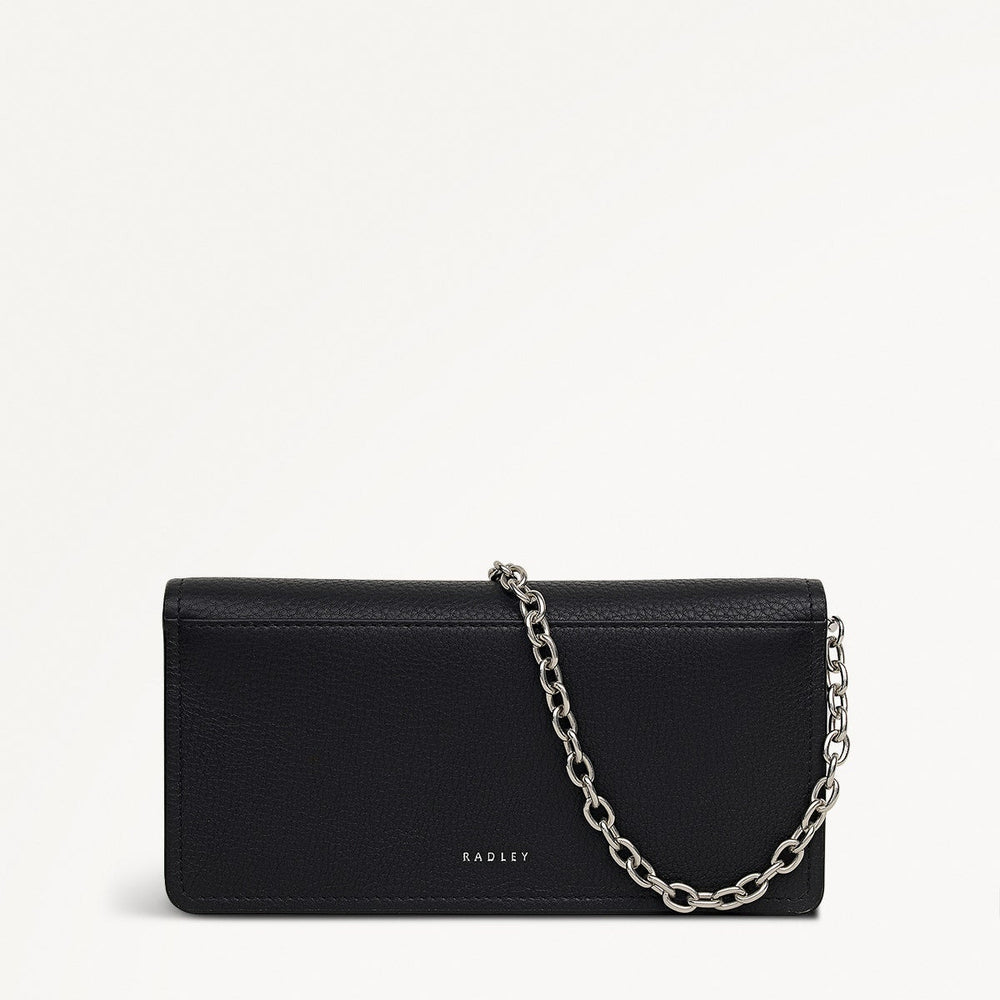 Chester Row Leather Large Bifold Wallet in Black - 112063