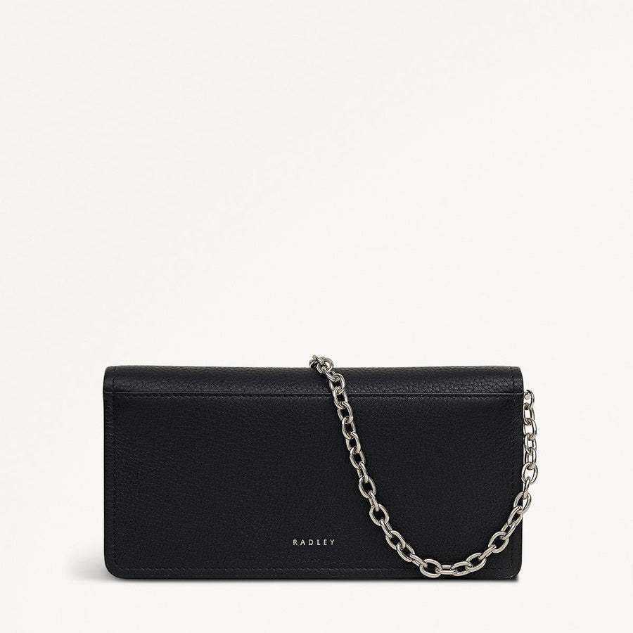 Chester Row Leather Large Bifold Wallet in Black - 112063