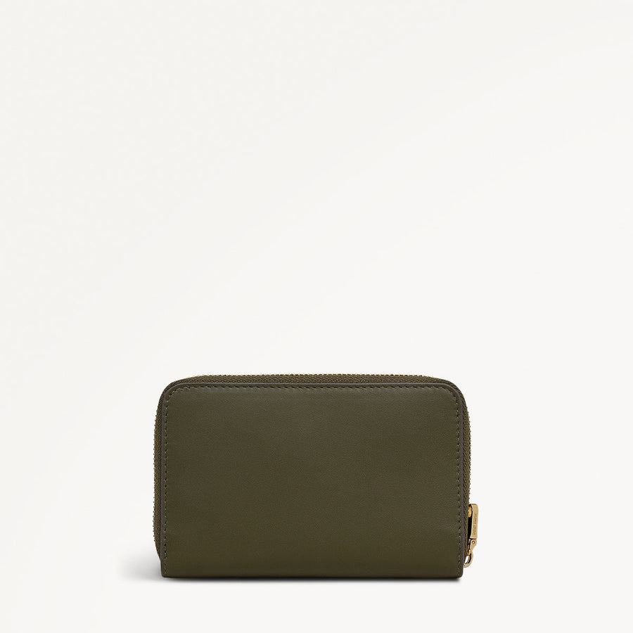 Pockets Leather Medium Zip Around Wallet in Pine Needle - 112067