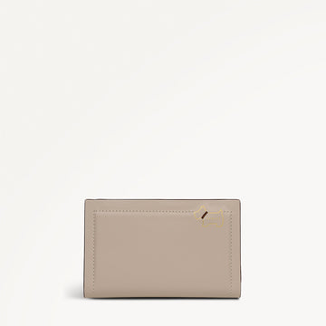 Heritage Lane Leather Medium Bifold Wallet in Porcini - 112081
