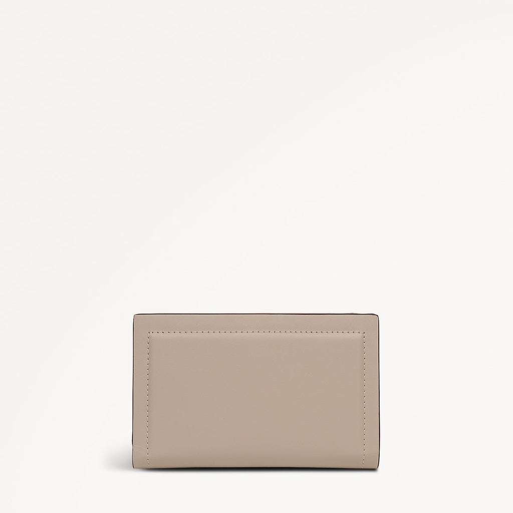 Heritage Lane Leather Medium Bifold Wallet in Porcini - 112081