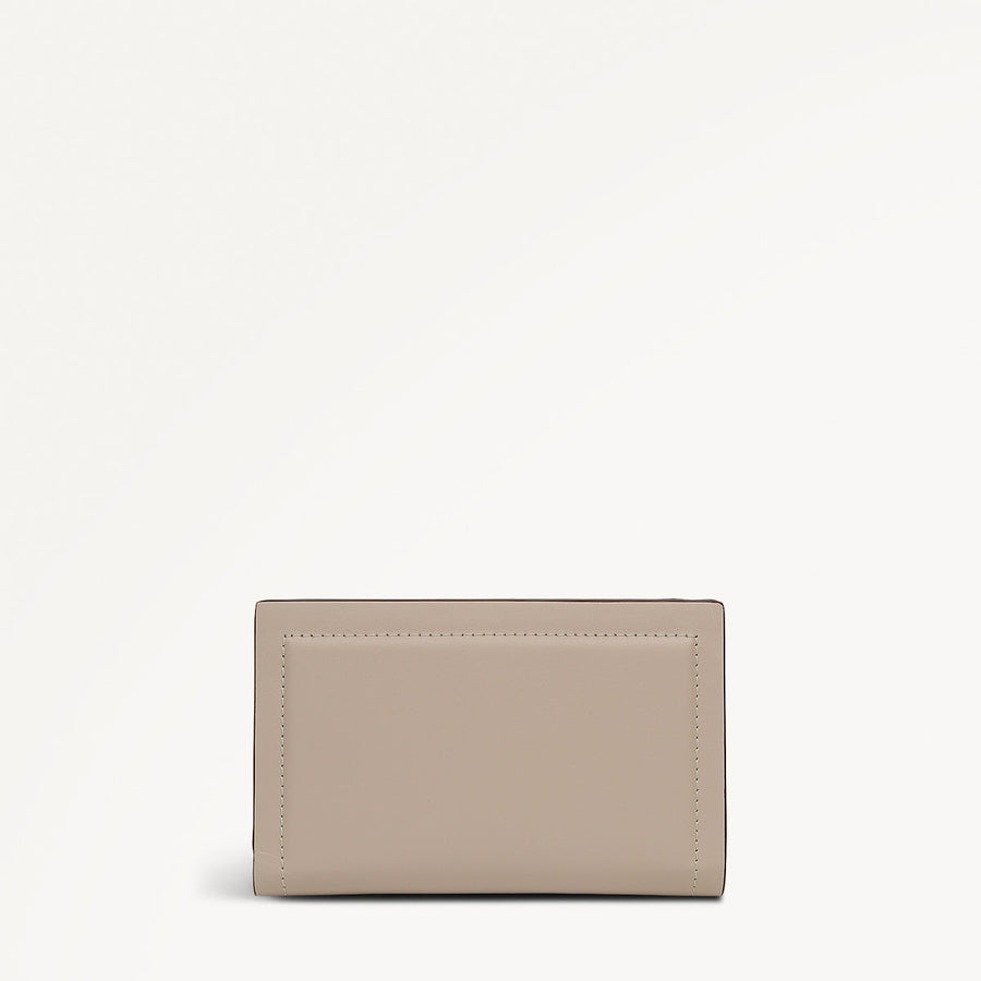 Heritage Lane Leather Medium Bifold Wallet in Porcini - 112081