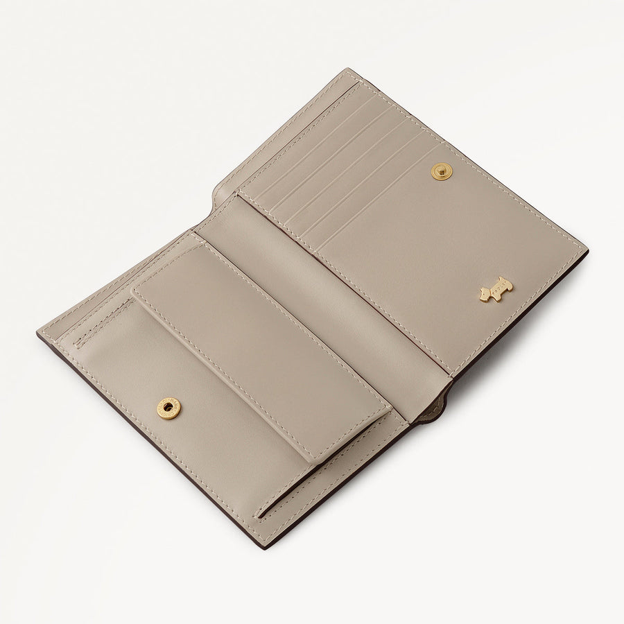 Heritage Lane Leather Medium Bifold Wallet in Porcini - 112081