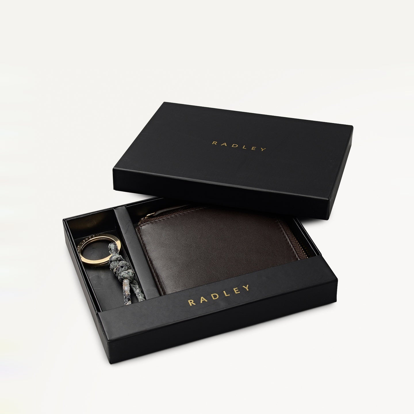 Chilworth Street Leather Medium Boxed Wallet And Keyring in Pine Needle - 112098