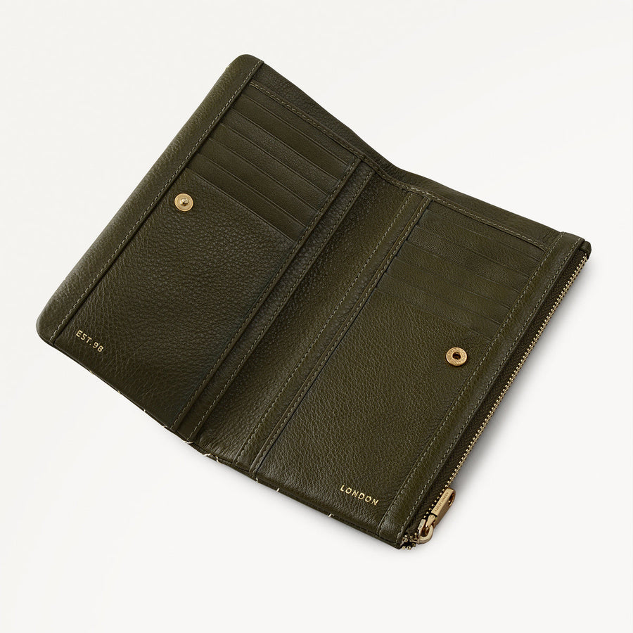 Mallow Street Leather Large Bifold Wallet in Pine Needle - 112105