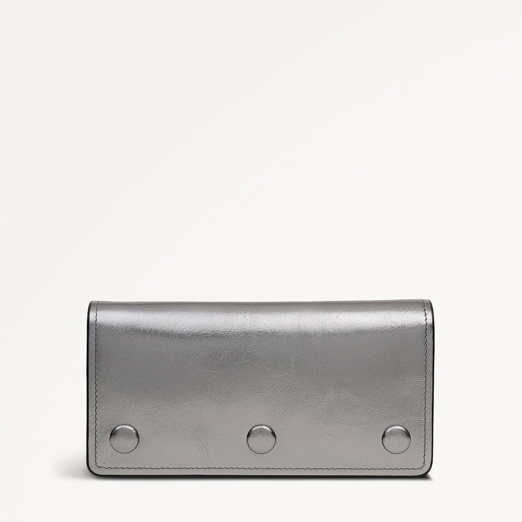 Chester Row Leather Large Bifold Wallet in Silver - 112110