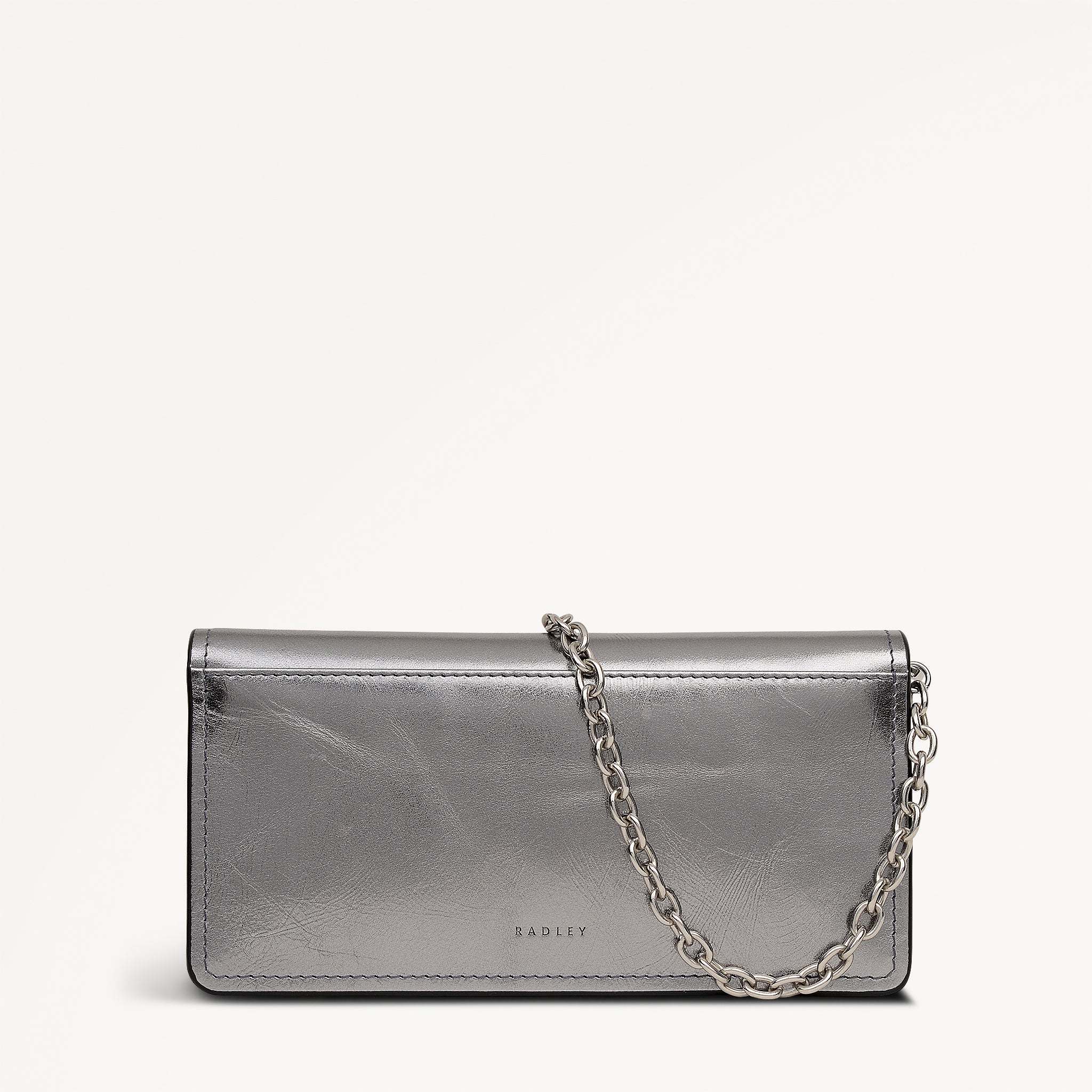 Chester Row Leather Large Bifold Wallet in Silver - 112110