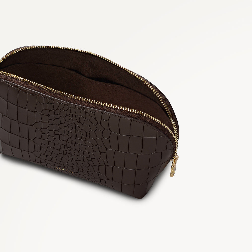 Commute Street Leather Medium  Cosmetic Pouch in Dark Oak - 112114