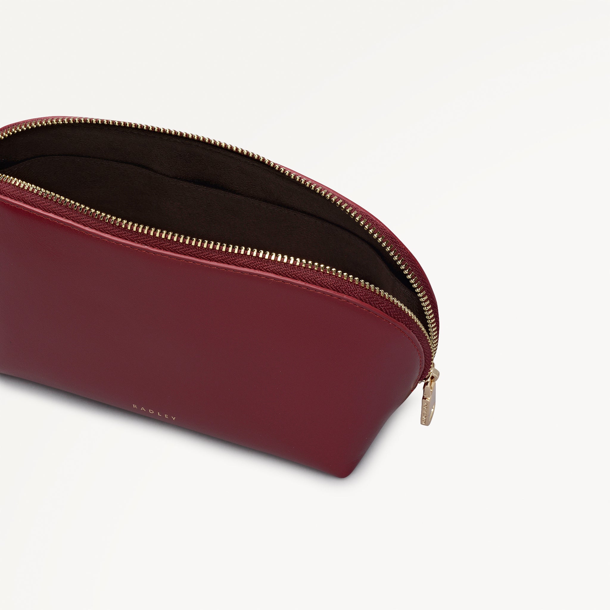 Commute Street Leather Medium  Cosmetic Pouch in Carmine - 112117