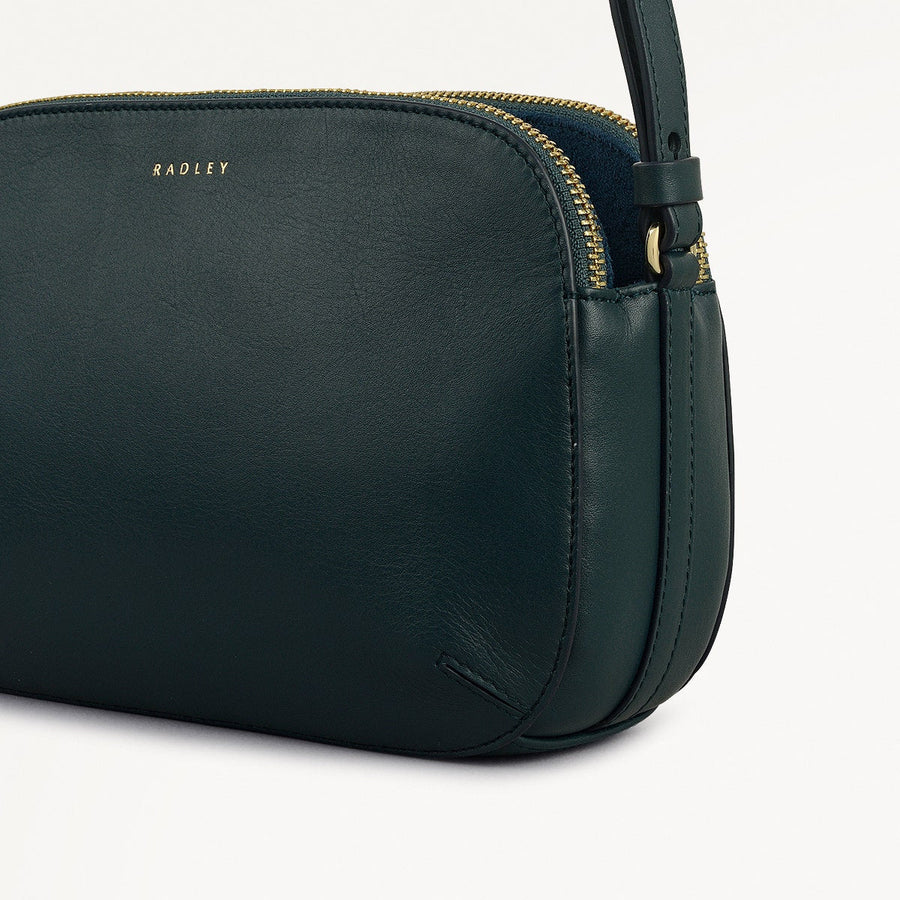 Dukes Place Leather Medium Ziptop Cross Body Bag in Teal - 112122