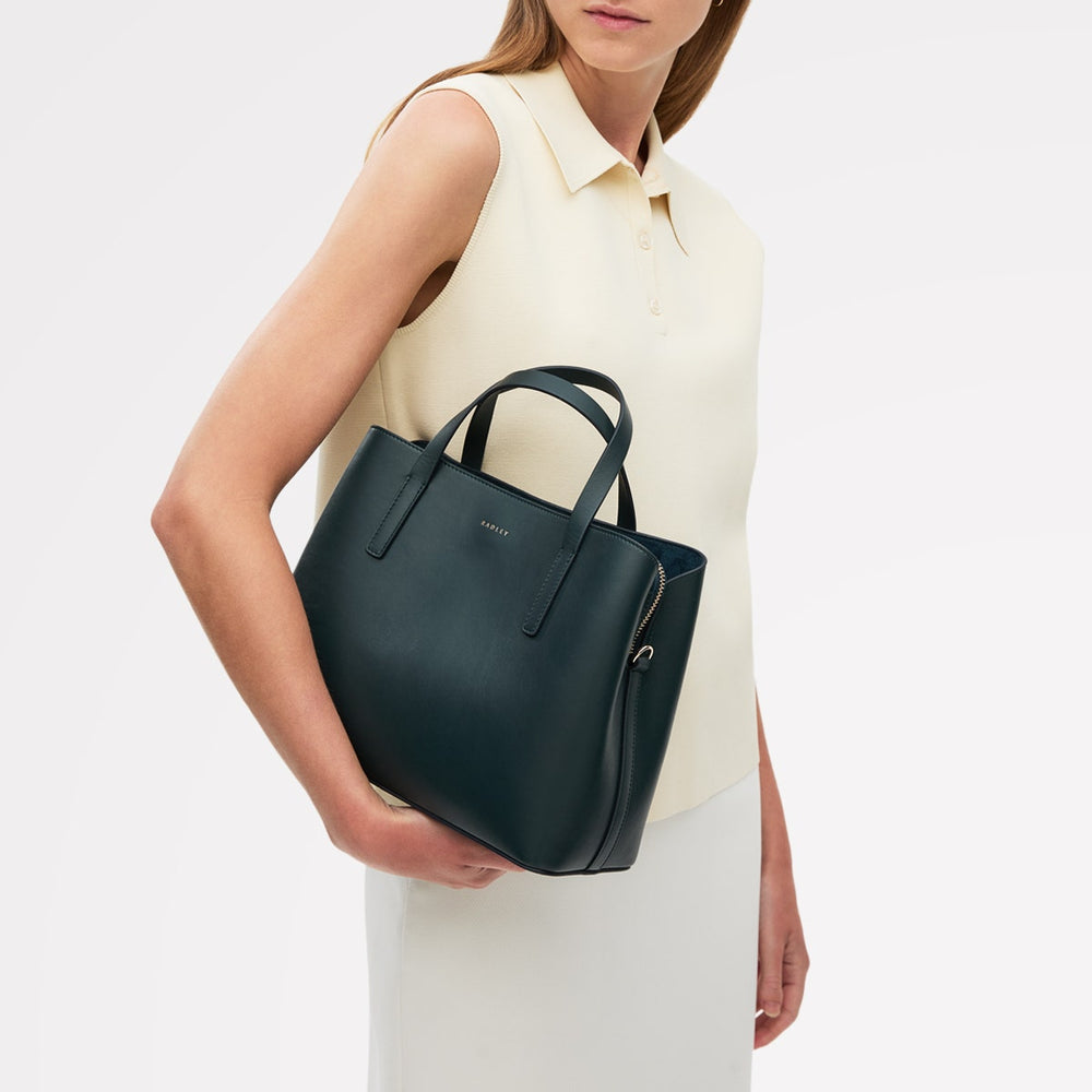 Dukes Place Leather Medium Ziptop Grab Bag in Teal - 112125