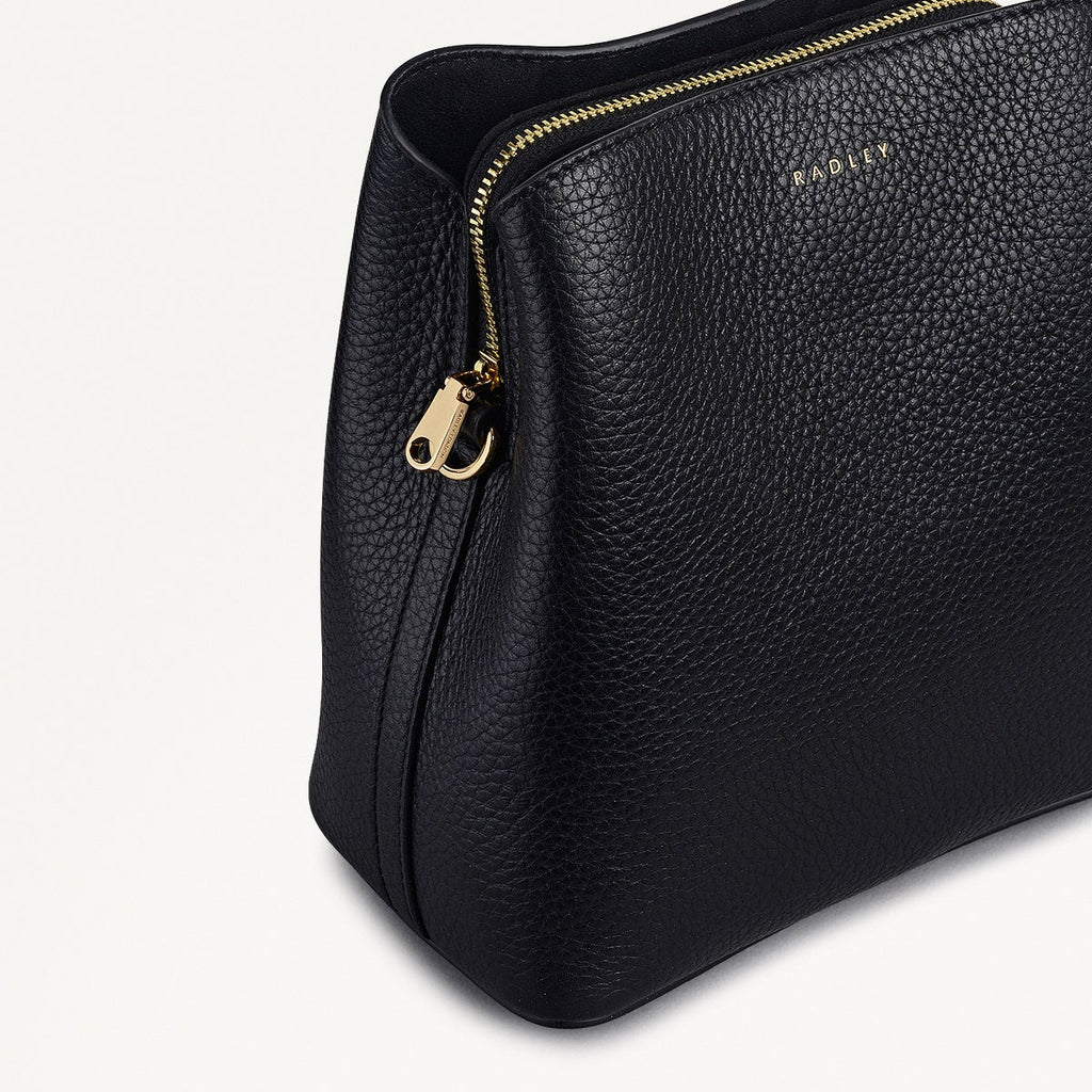Dukes Place Leather Small Compartment Cross Body Bag in Black - 112134