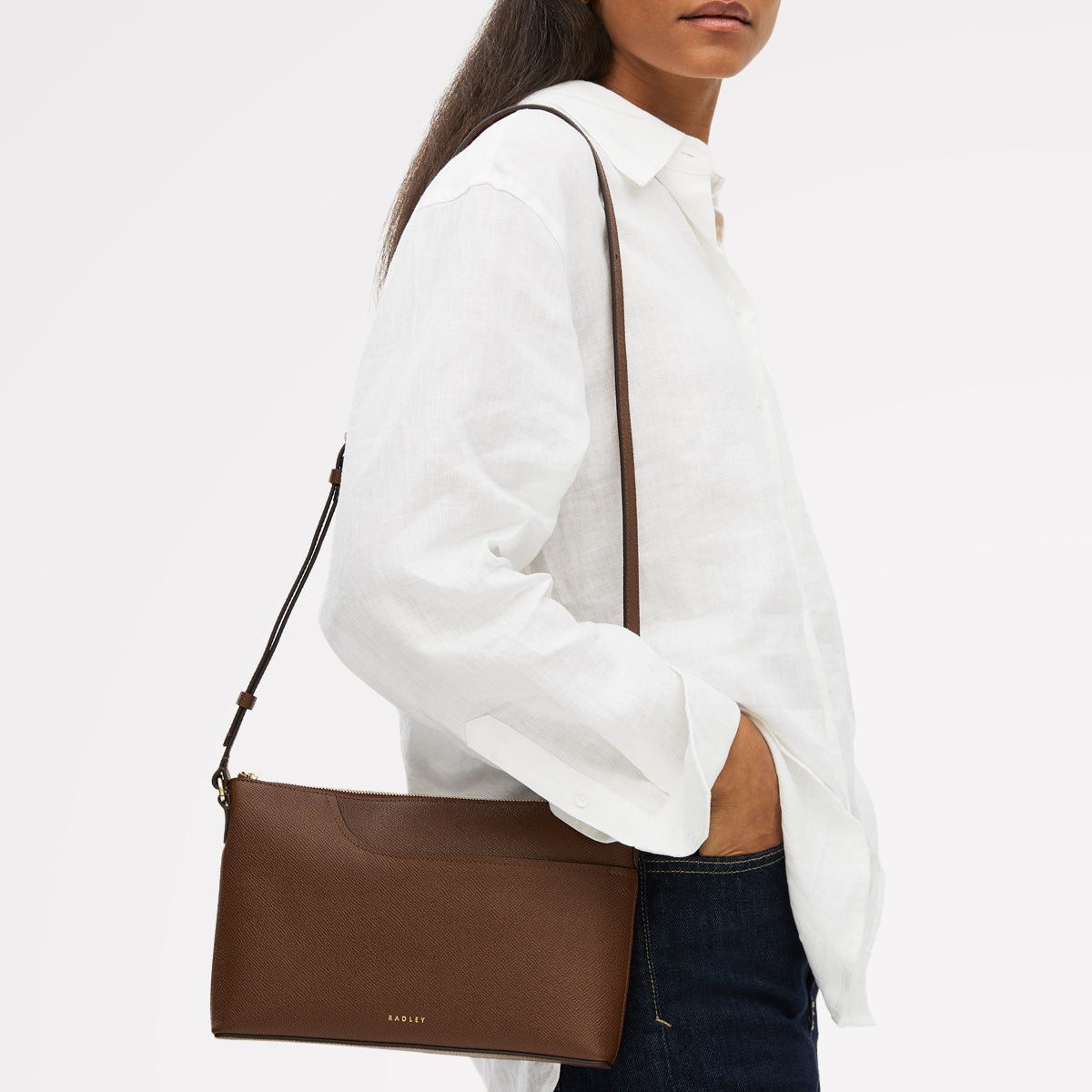 Chocolate Medium Ziptop East-West Cross Body Bag | Pockets AW25