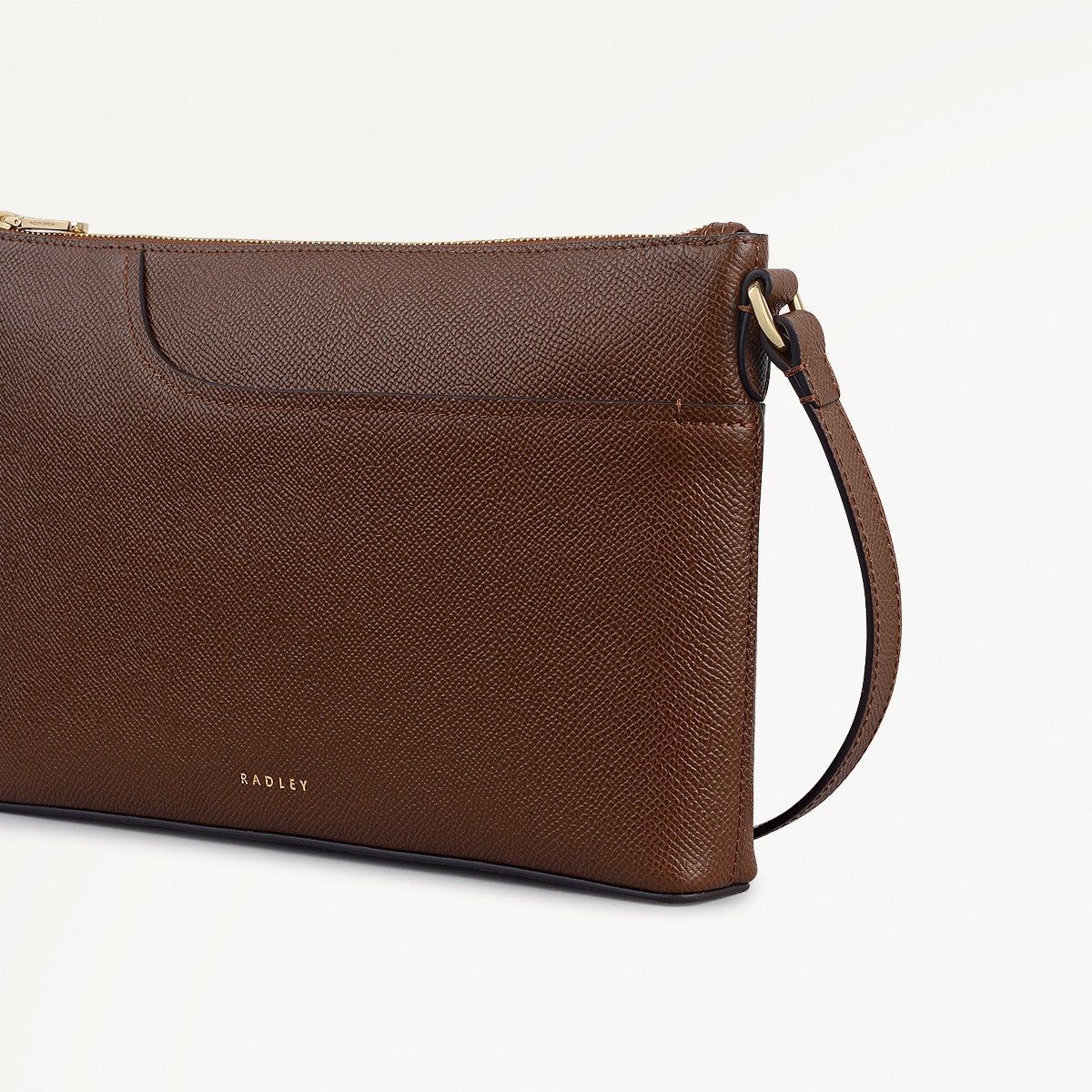 Chocolate Medium Ziptop East-West Cross Body Bag | Pockets AW25
