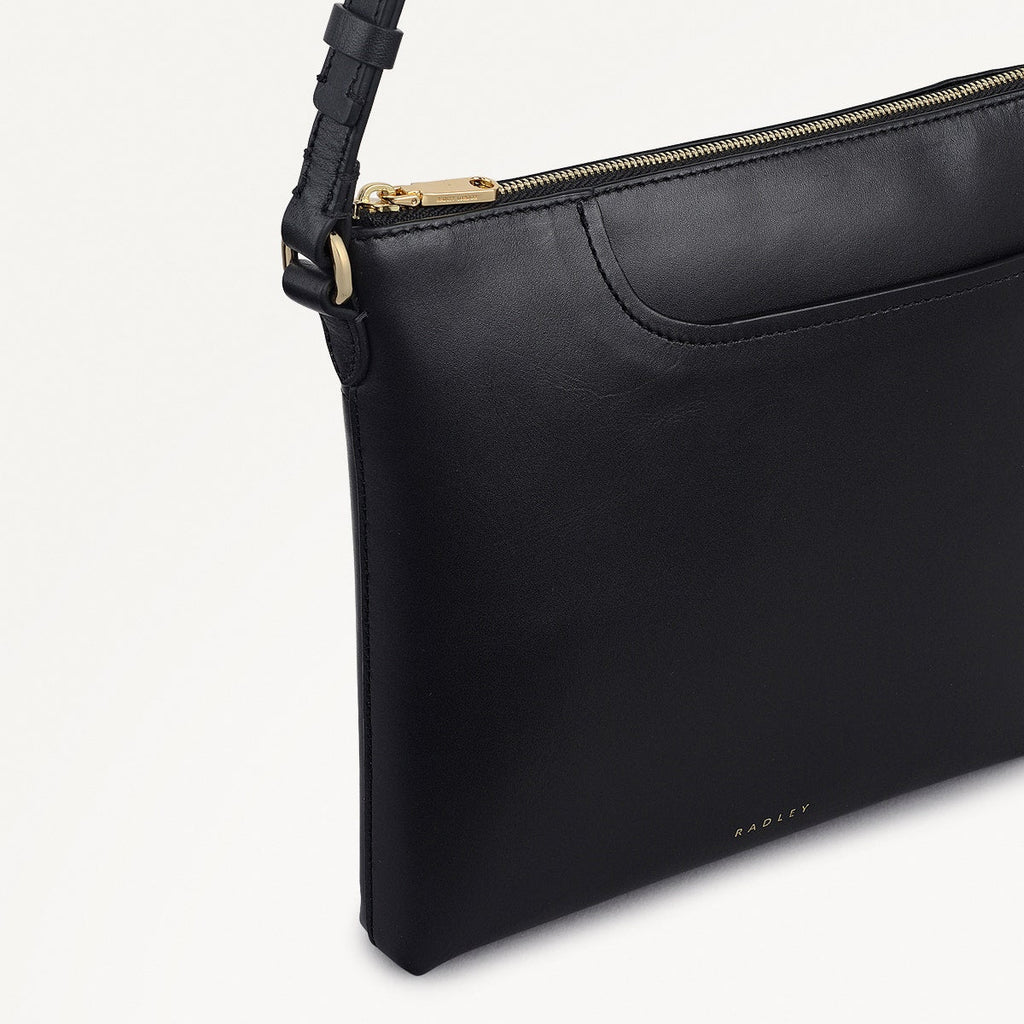 Pockets Leather Small Ziptop NS Cross Body Bag in Black - 112146