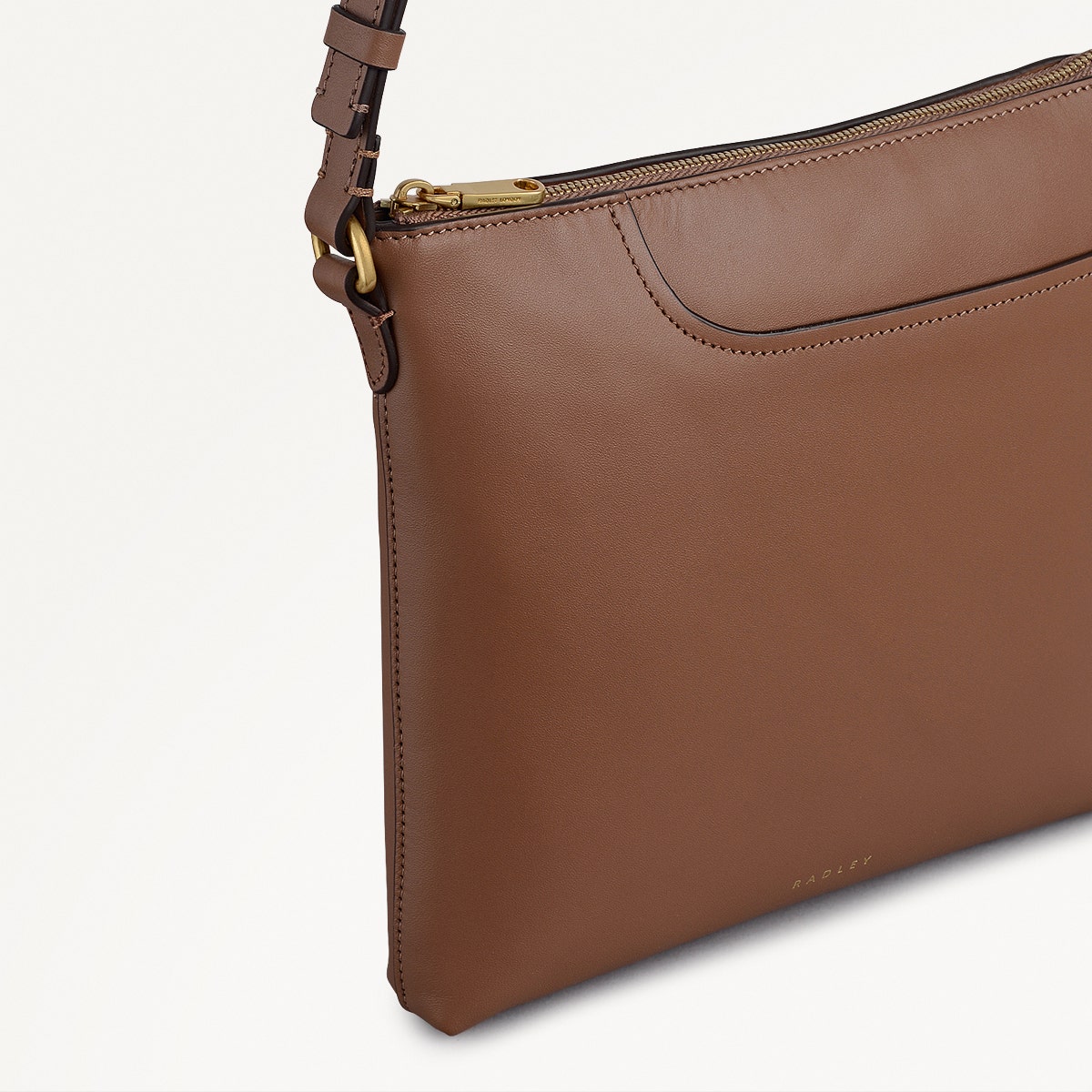 Pockets Leather Small Ziptop NS Cross Body Bag in Saddle - 112154