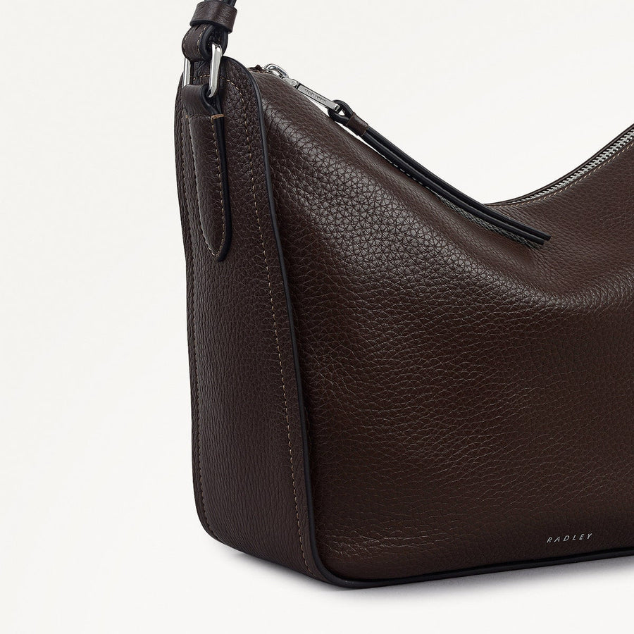 Oak Street Leather Medium Ziptop Cross Body Bag in Dark Oak - 112157