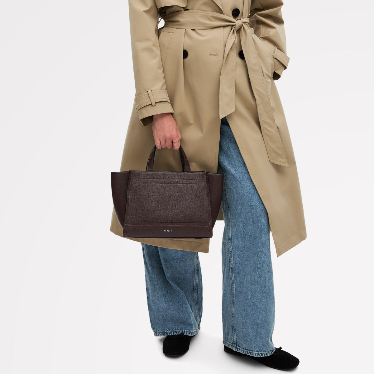 Dark Oak Medium Ziptop Grab Bag | Oak Street AW25 | Radley London