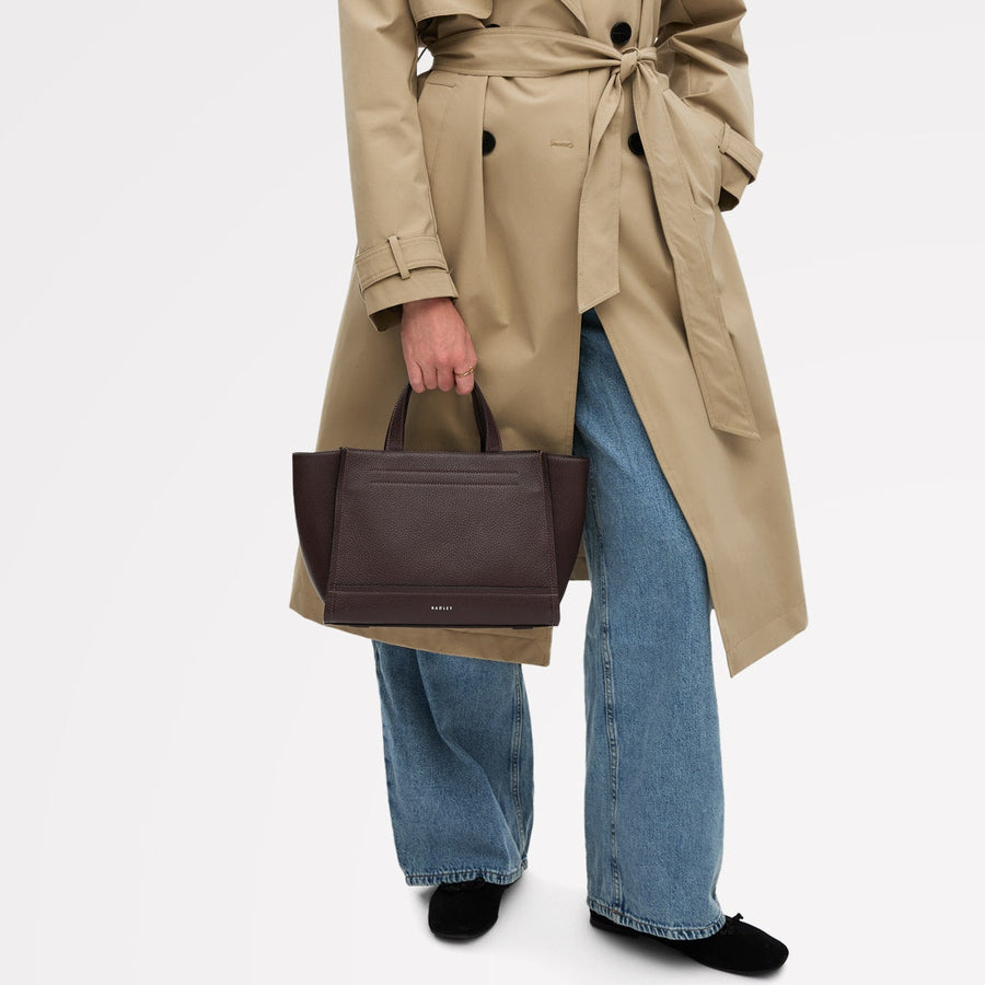 Oak Street Leather Medium Ziptop Grab Bag in Dark Oak - 112158