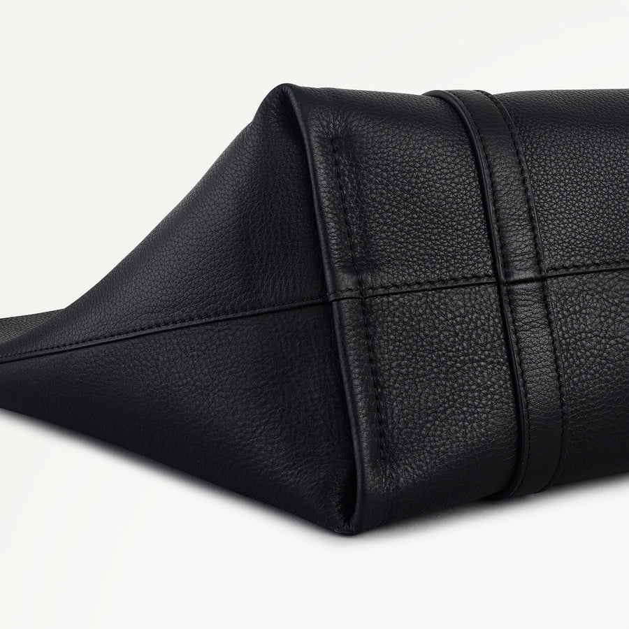 Hanbury Row Large Open Top Tote Bag in Black - 112182