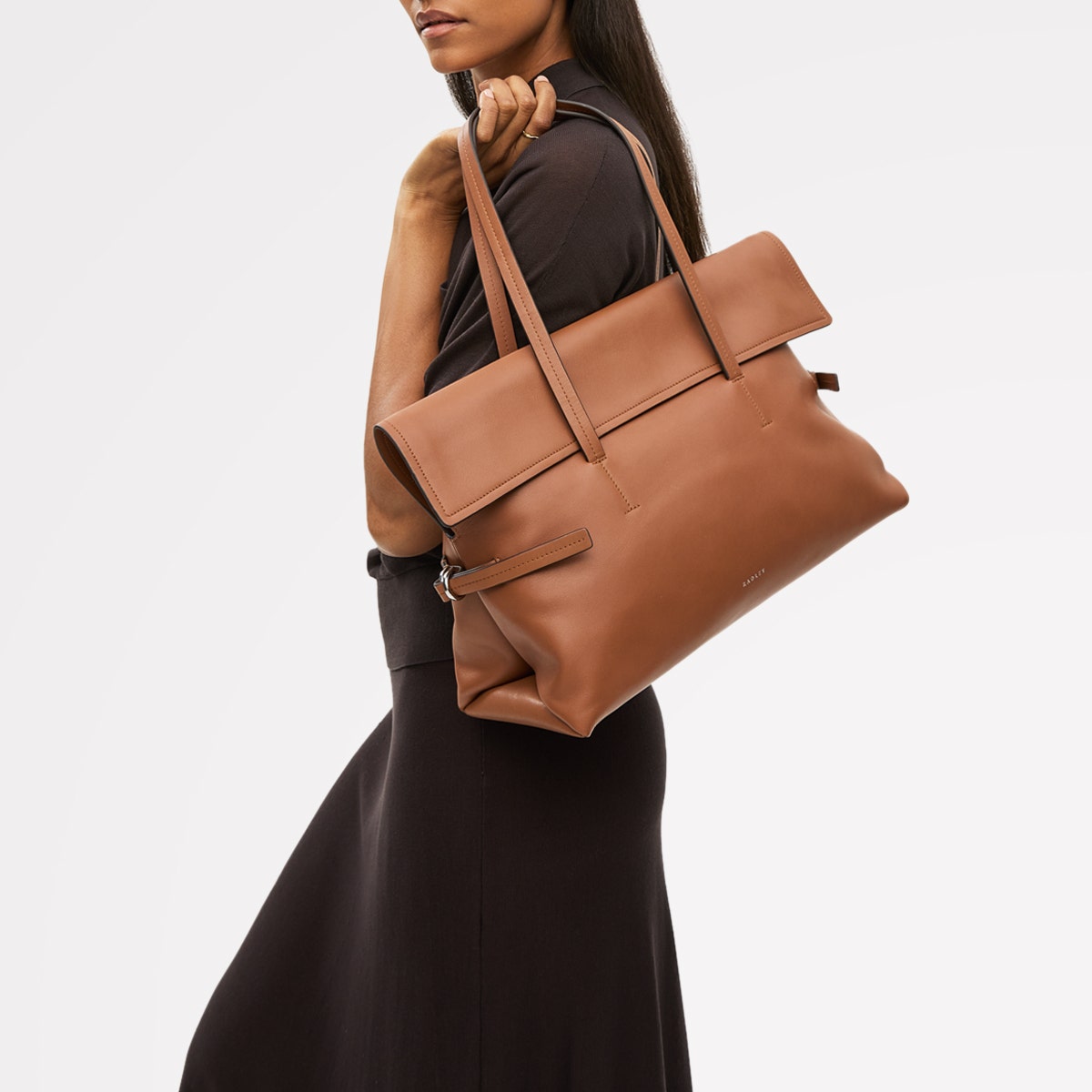 Fleet Street Medium Flapover Shoulder Bag in Toffee - 112188