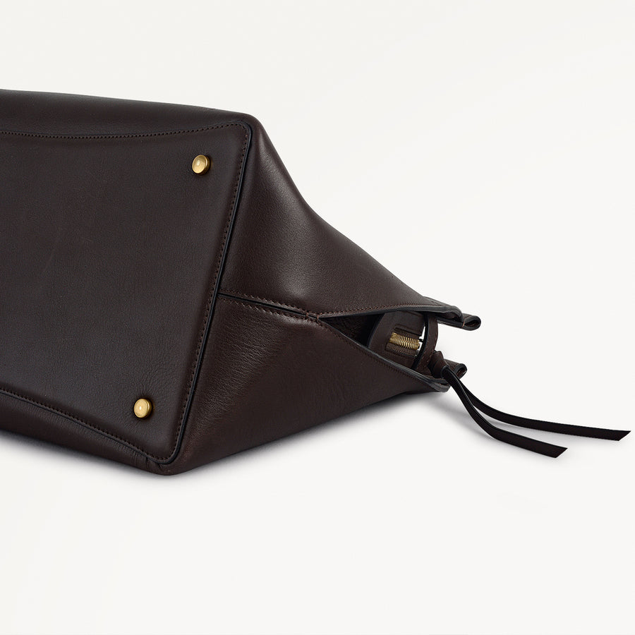 The Christina Large Ziptop Shoulder Dark Oak  - 112196