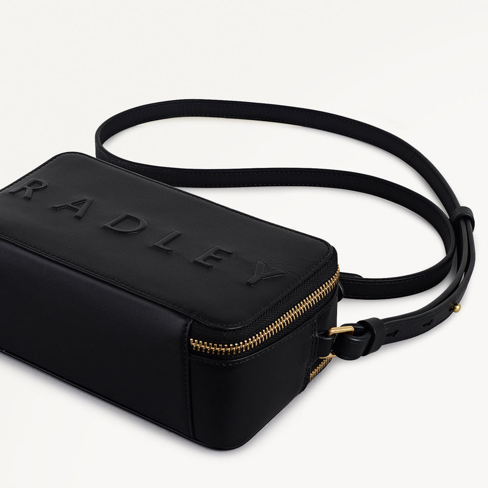 Calvert Road Leather Zip Around Cross Body Bag in Black - 112203