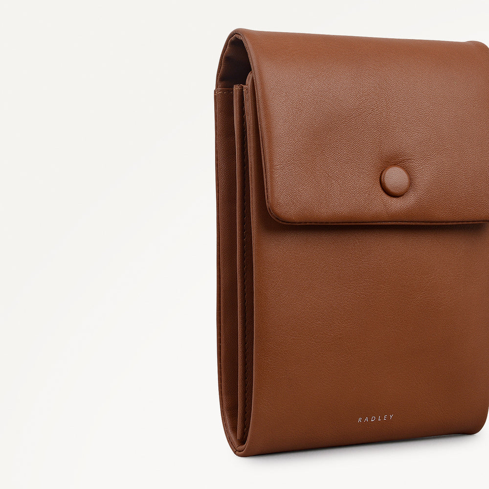 Mallow Street Leather Medium Phone Cross Body Bag in Toffee - 112209
