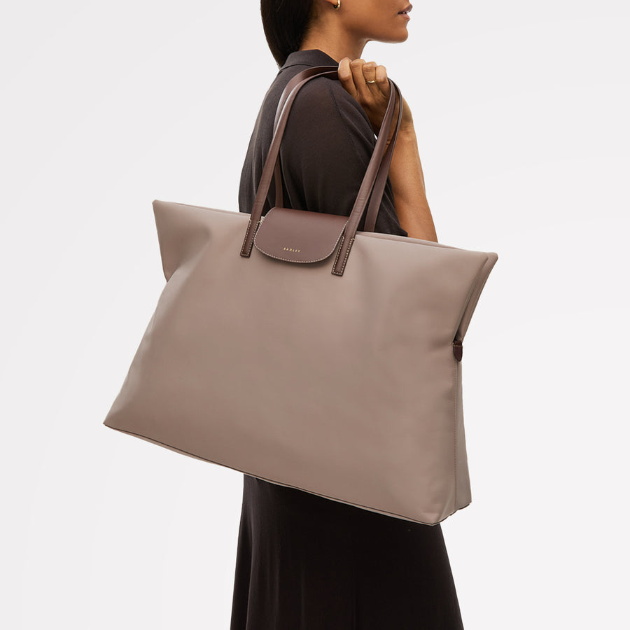 Pocket Essentials Fabric Large Ziptop Shoulder Bag in Porcini - 112219