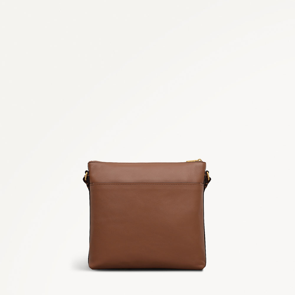 Pockets Large Ziptop Cross Body Bag in Saddle Brown - 112227
