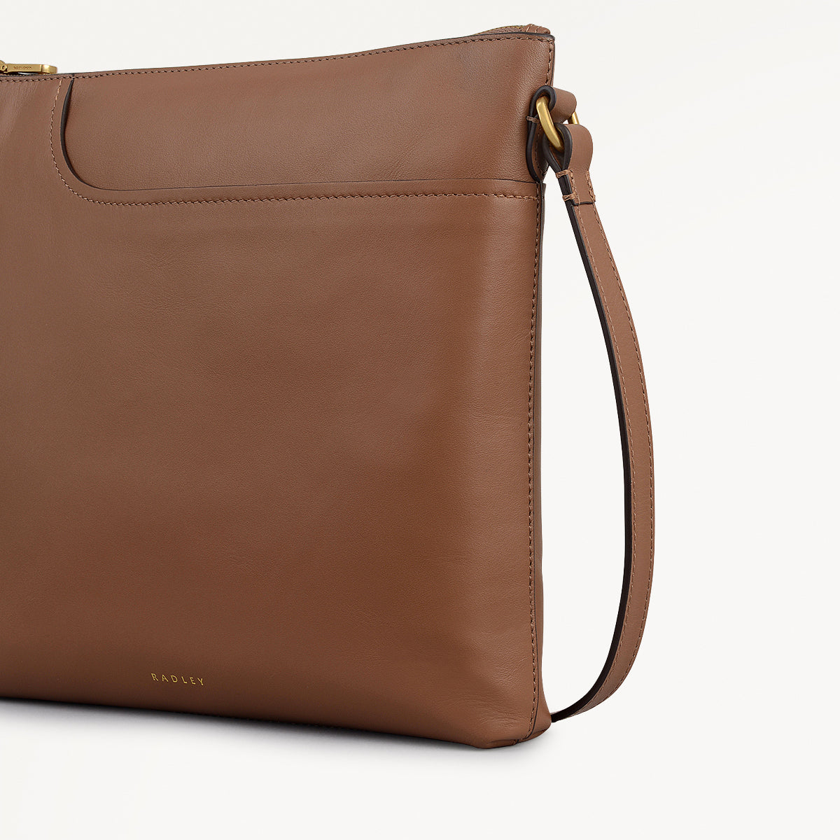 Pockets Large Ziptop Cross Body Bag in Saddle Brown - 112227
