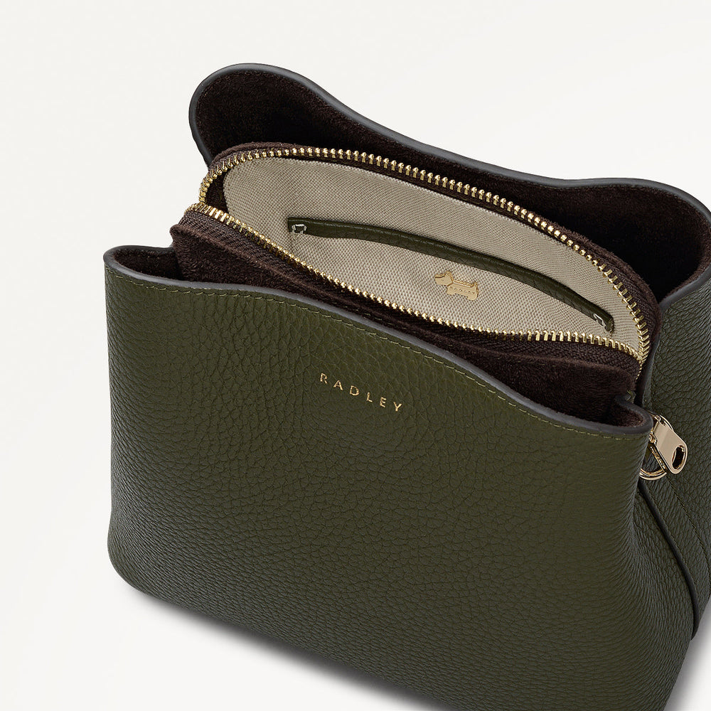 Dukes Place Leather Small Compartment Cross Body Bag in Pine Needle - 112229
