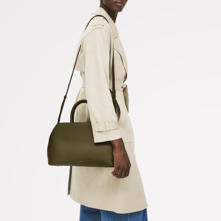 Liverpool Street Leather Medium Ziptop Grab Bag in Pine Needle - 112247