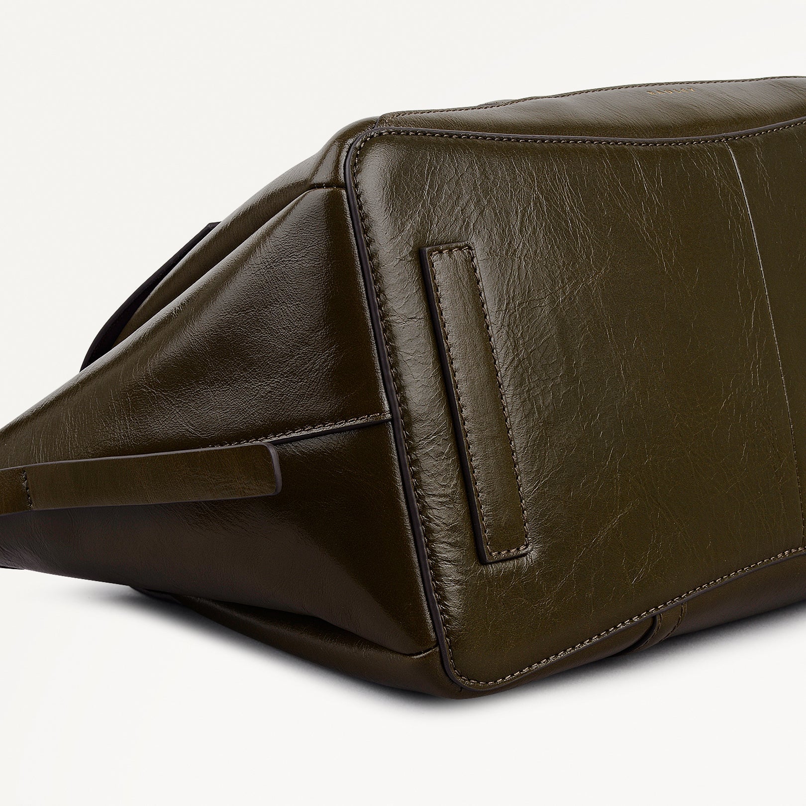 The Chancery Leather Medium Flapover Shoulder Bag in Pine Needle - 112253