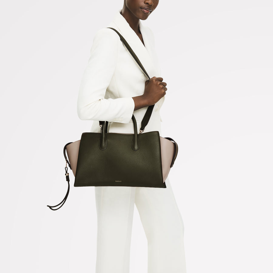 The Romilly Leather Large Ziptop Grab Bag in Pine Needle - 112268