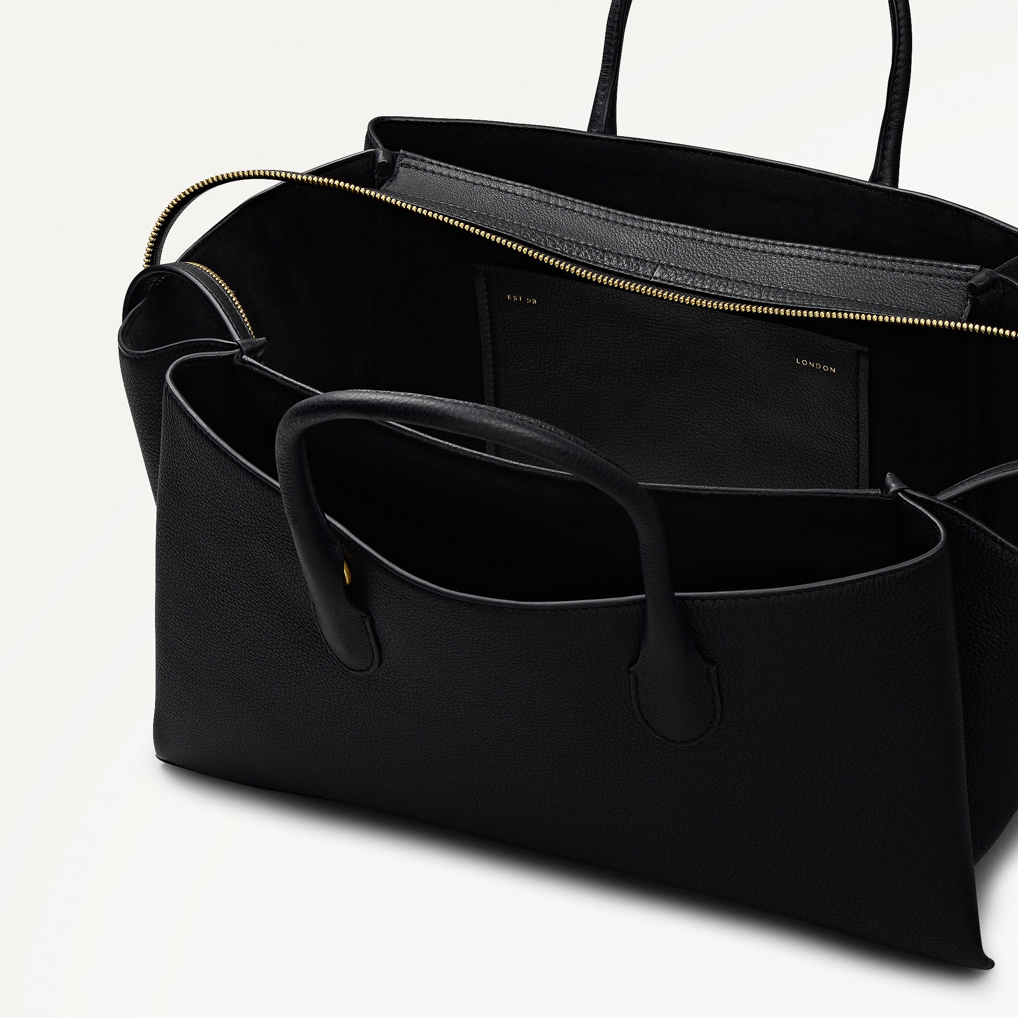 The Romilly Leather Large Ziptop Grab Bag in Black - 112269